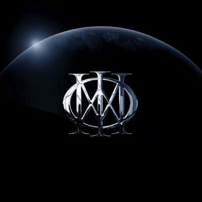 Dream Theater 2013 metalharem.jpg
