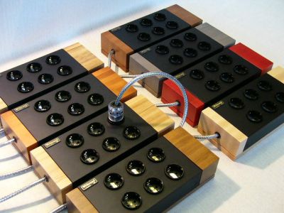4373930748_2_g[1].jpg
