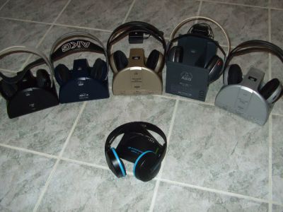 AKG KOMPLET.jpg