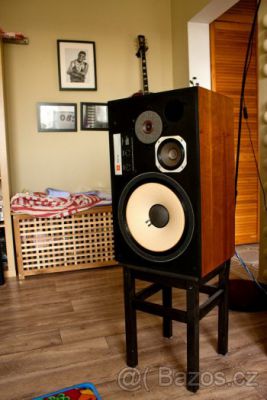 JBL1.jpg