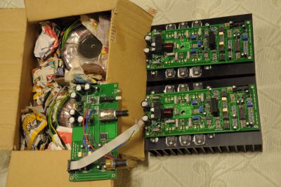 komplet_zesil_AX1320.jpg