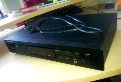 Marantz CD5001 front.jpg
