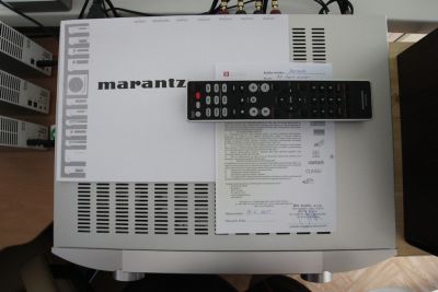 marantz_top1024.jpg