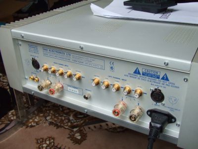 NAD S300 zad.�as�.jpg