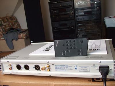 NAD S 500 zadok.jpg