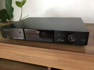Oppo_02 (Medium).jpg