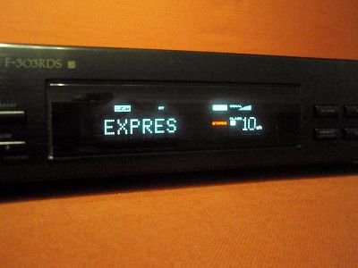 Pioneer F-303 RDS 010.jpg