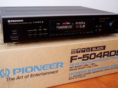 Pioneer F-504 RDS 008.jpg
