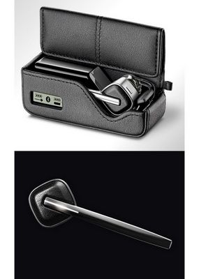 Plantronics_Discovery-975.jpg