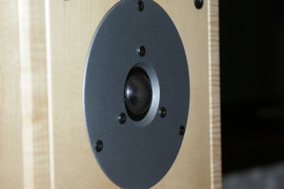 S25-03.JPG