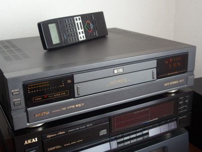 SANYO S-700 G 006.jpg