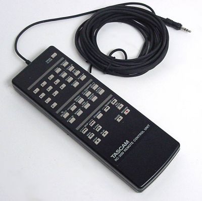 tascamrc30dremote.jpg